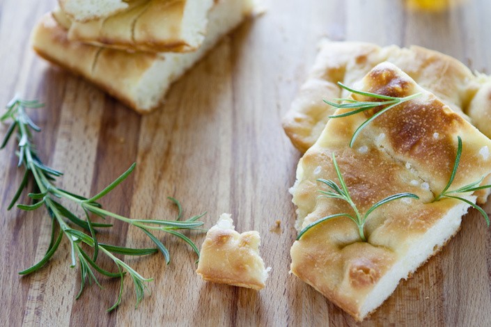 Focaccia Al Sale Tartufato: La Semplicità Diventa Gustosa!