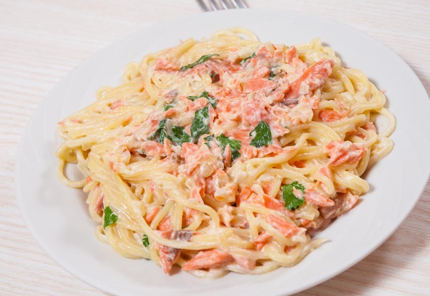 Spaghetti Alla Chitarra Con Crema Di Salmone E Vodka